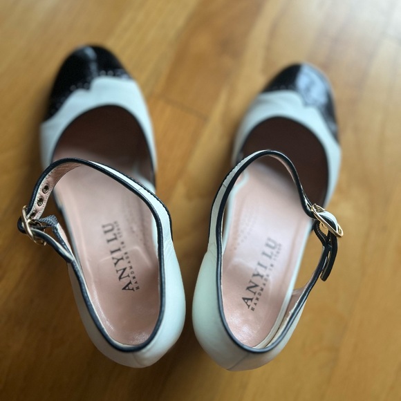 Anyi Lu Shirley Pumps, Size 40 - Picture 6 of 8